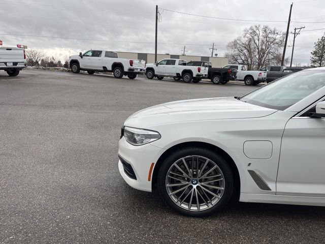 Used 2018 BMW 530e image 6