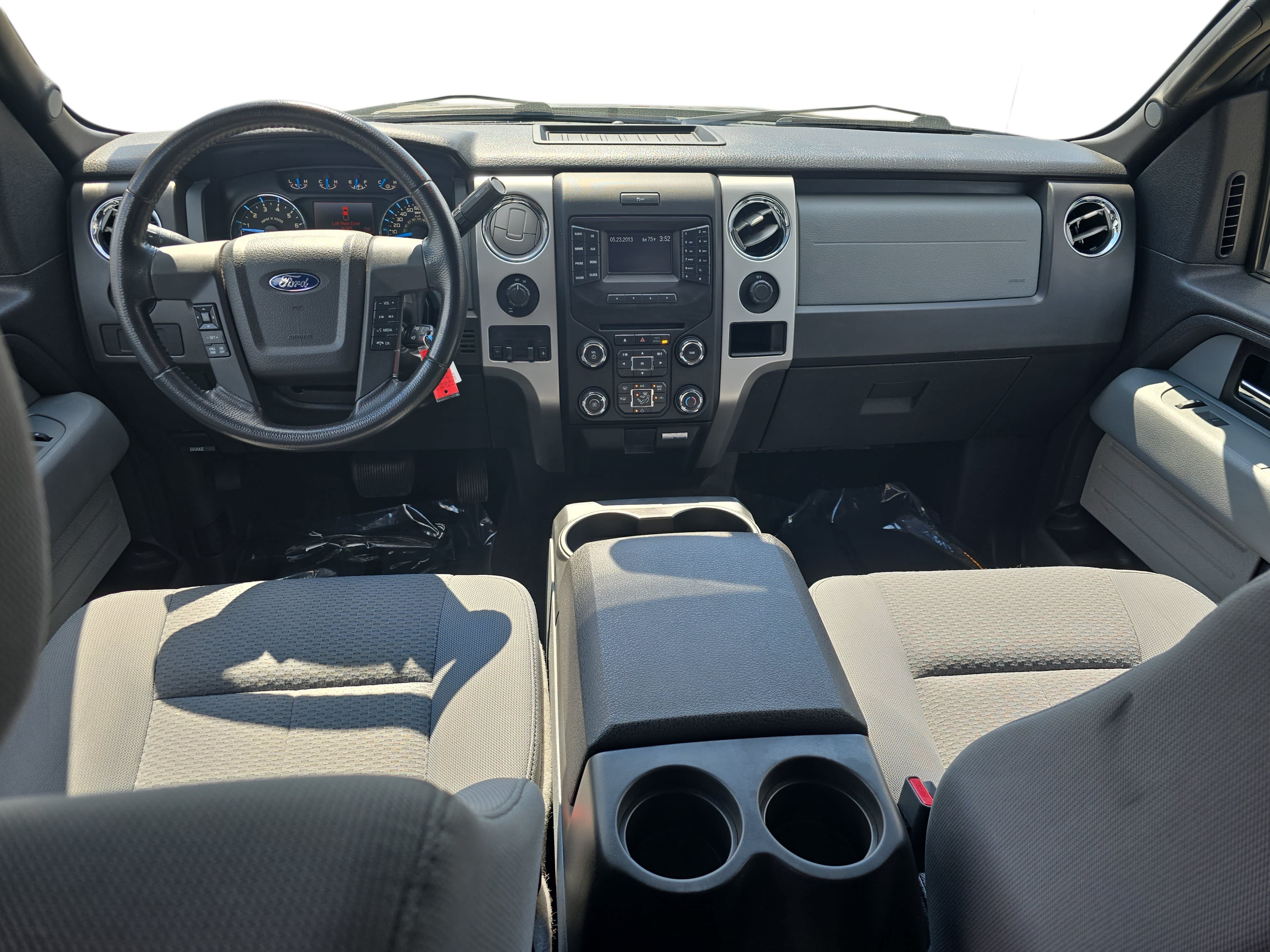 Used 2013 Ford F150 XLT w/ Luxury Equipment Group RWD image 9