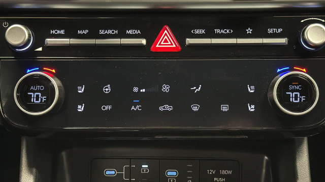 Used 2026 Hyundai Santa Cruz Limited AWD/4WD image 18