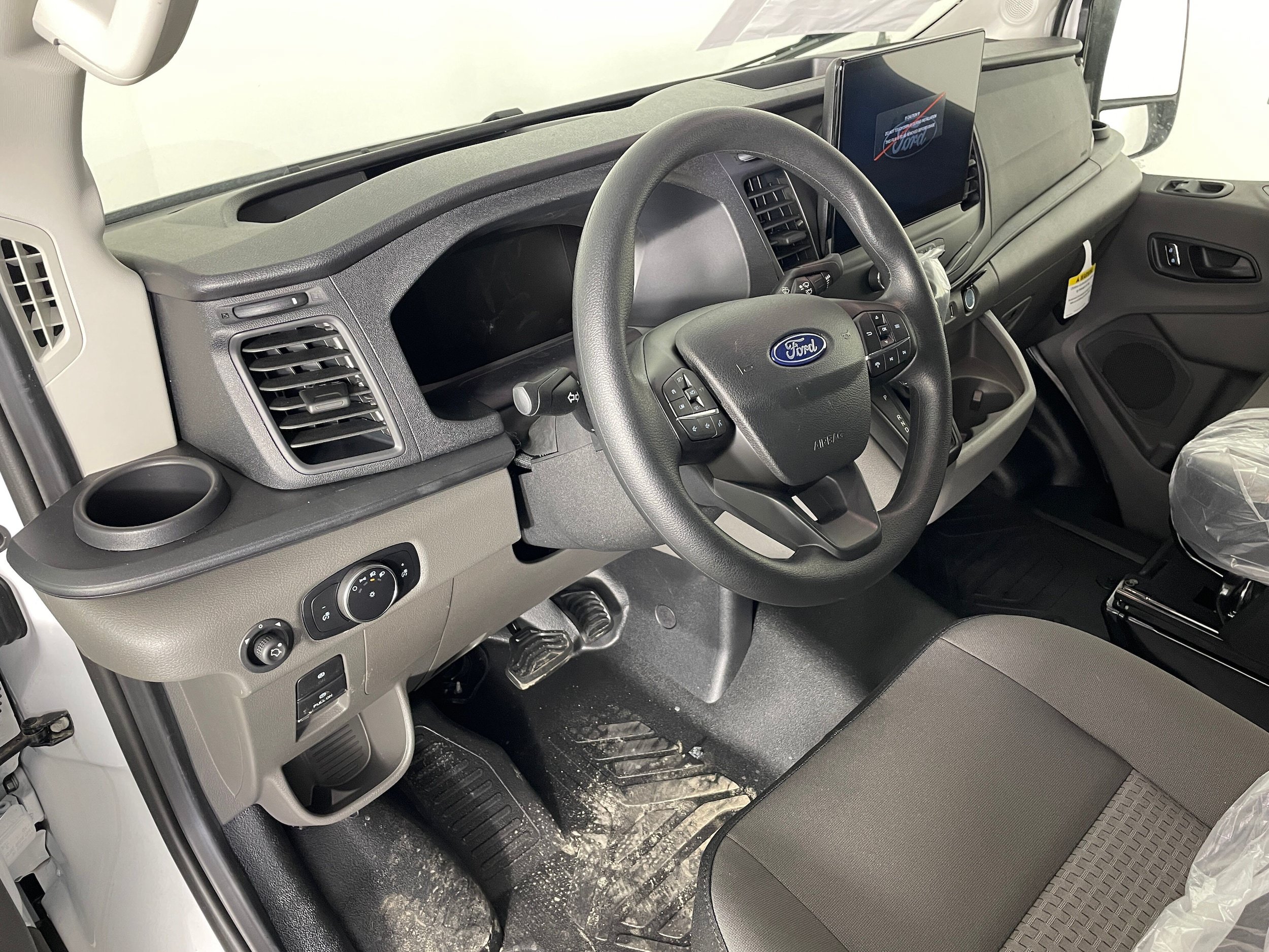 New 2026 Ford Transit 250 148 Medium Roof RWD image 2