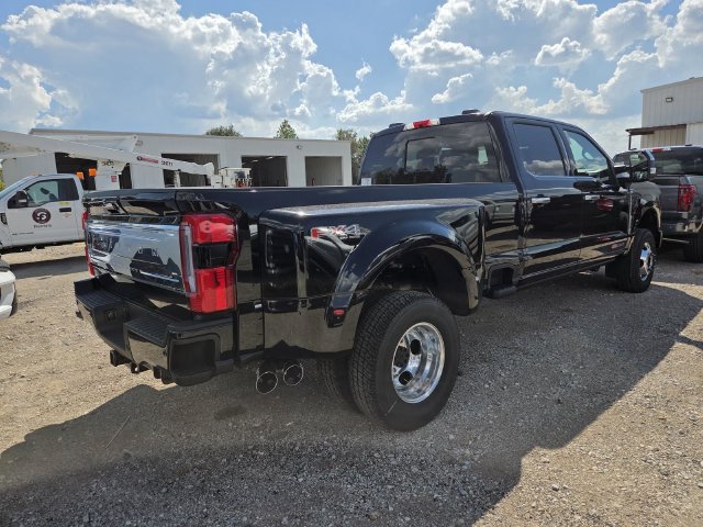 New 2027 Ford F350 Platinum w/ Platinum Plus Package AWD/4WD image 6