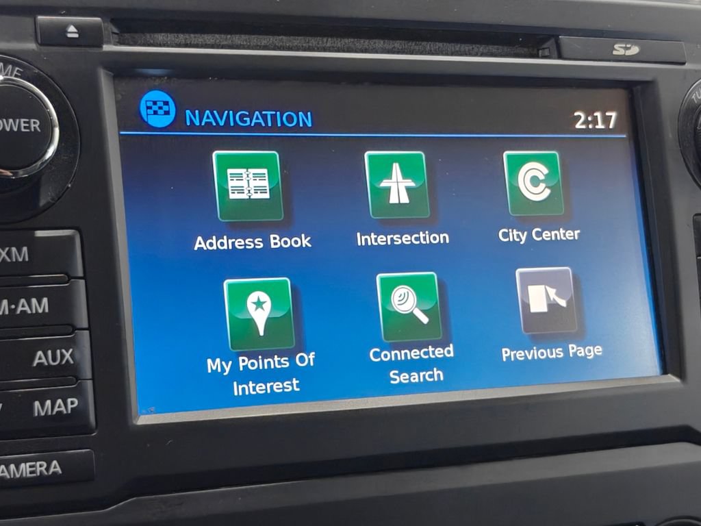 Used 2018 Nissan Titan PRO-4X w/ Pro-4x Convenience Package AWD/4WD image 36