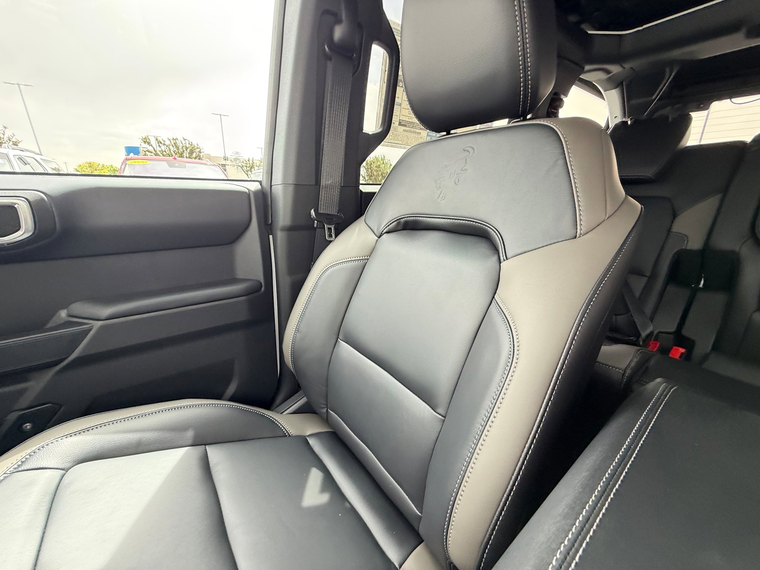 New 2026 Ford Bronco Outer Banks AWD/4WD image 31