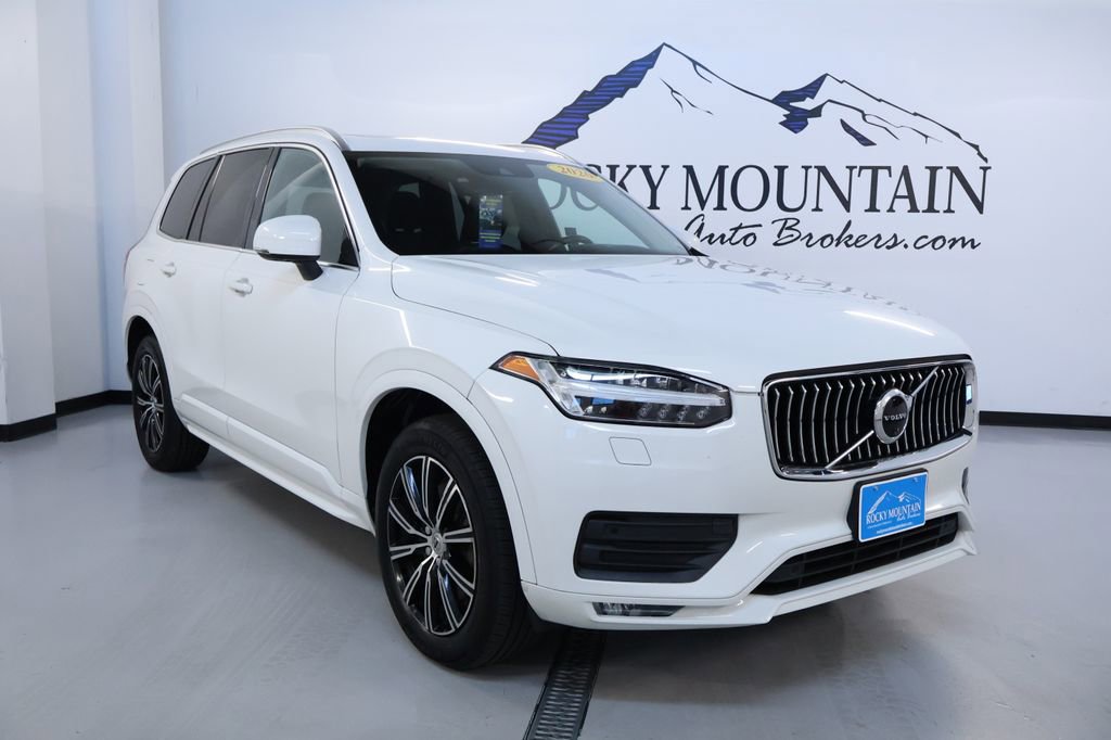 Used 2020 Volvo XC90 T6 Momentum image 1