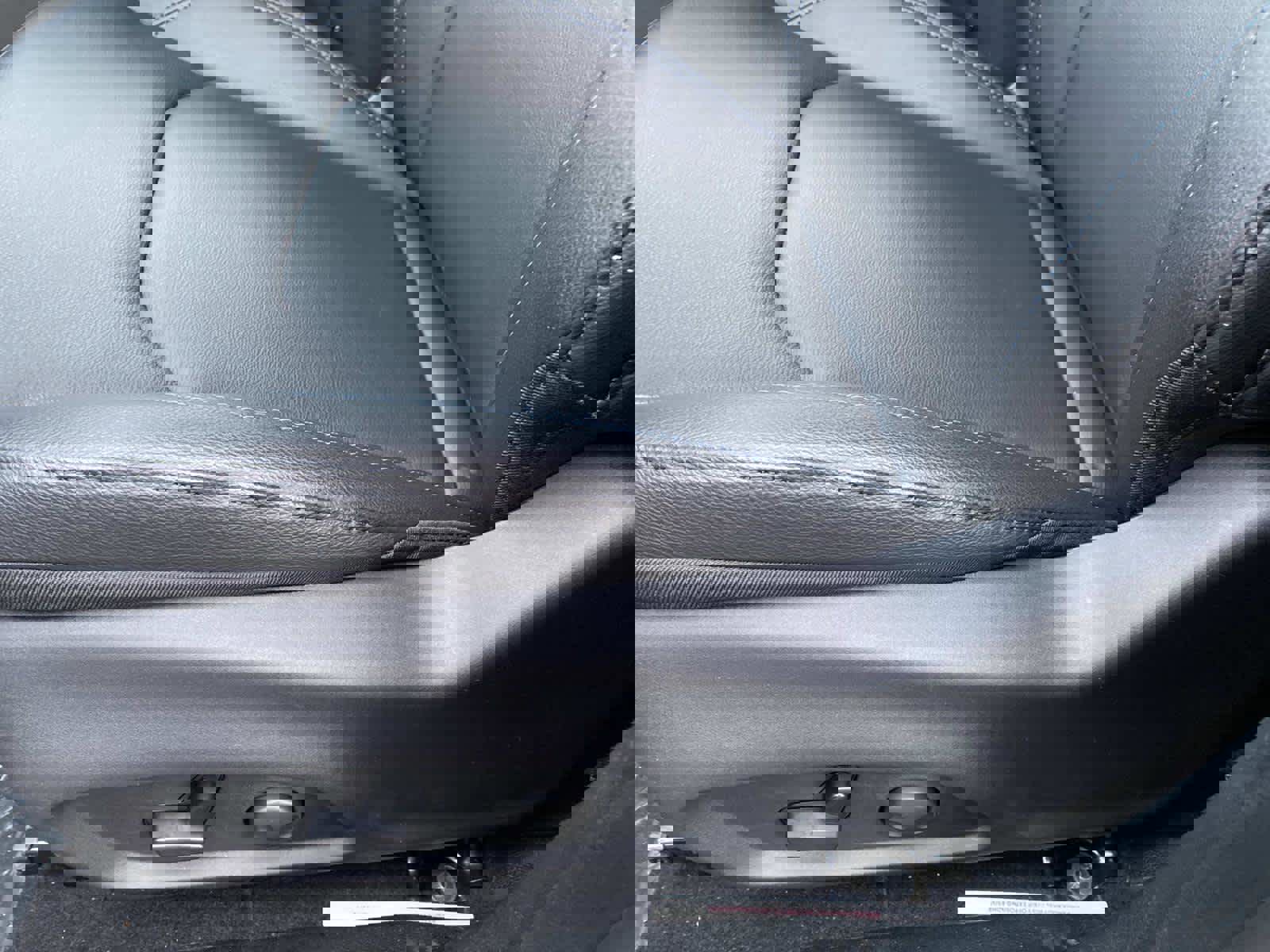 New 2026 Jeep Compass Limited image 8