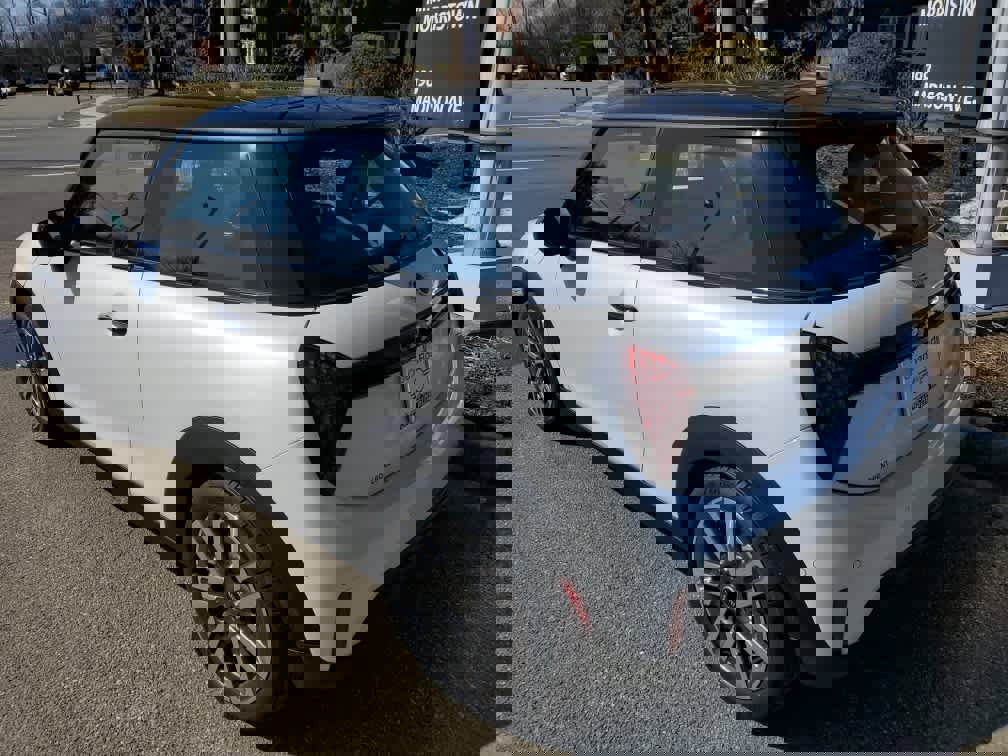 New 2026 MINI Cooper 2-Door Hardtop image 4