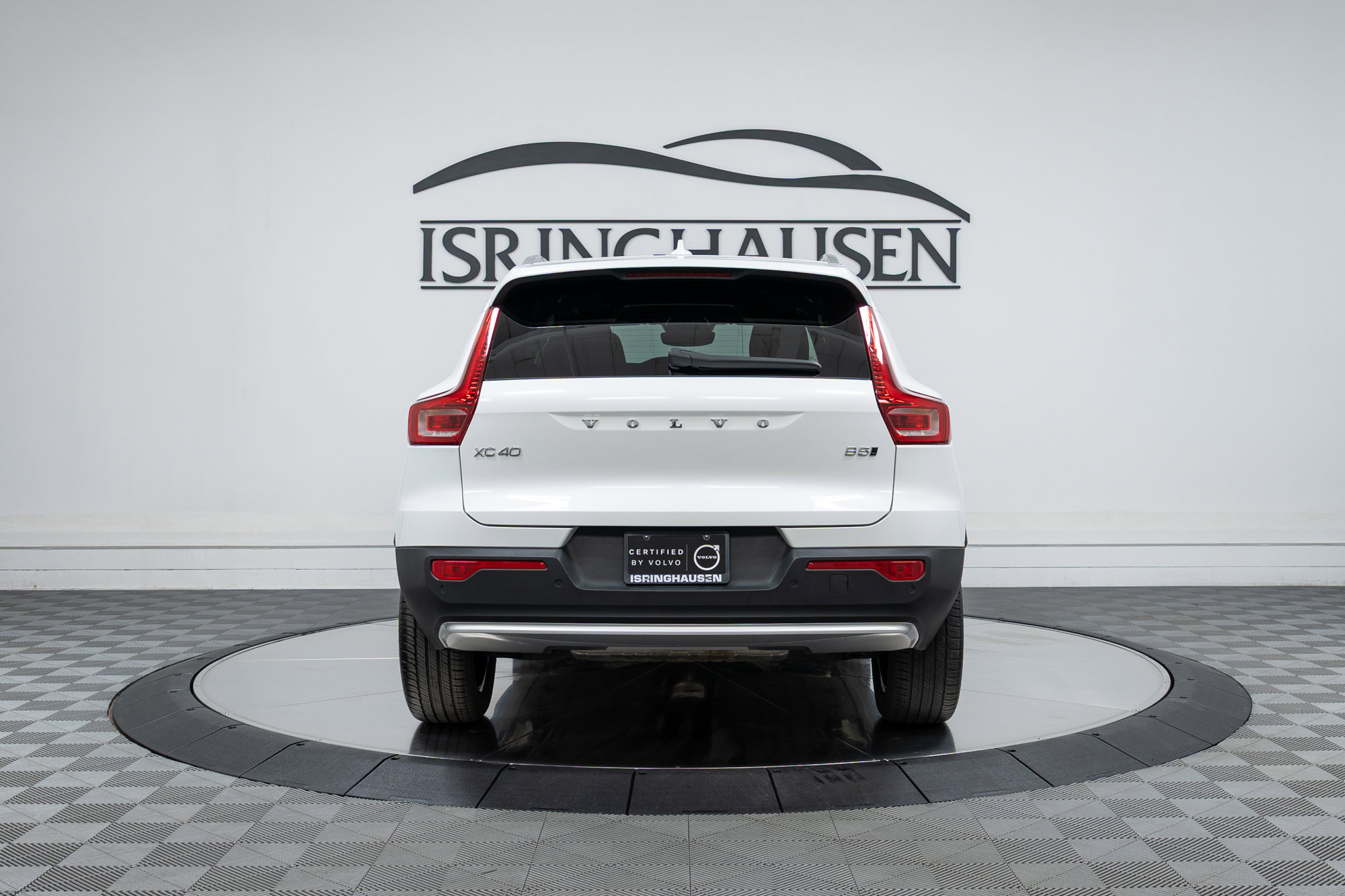 Certified 2025 Volvo XC40 B5 Core image 6
