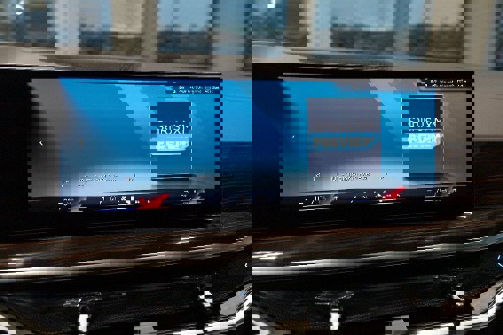 New 2026 BMW X5 xDrive50e w/ Climate Comfort Package image 30