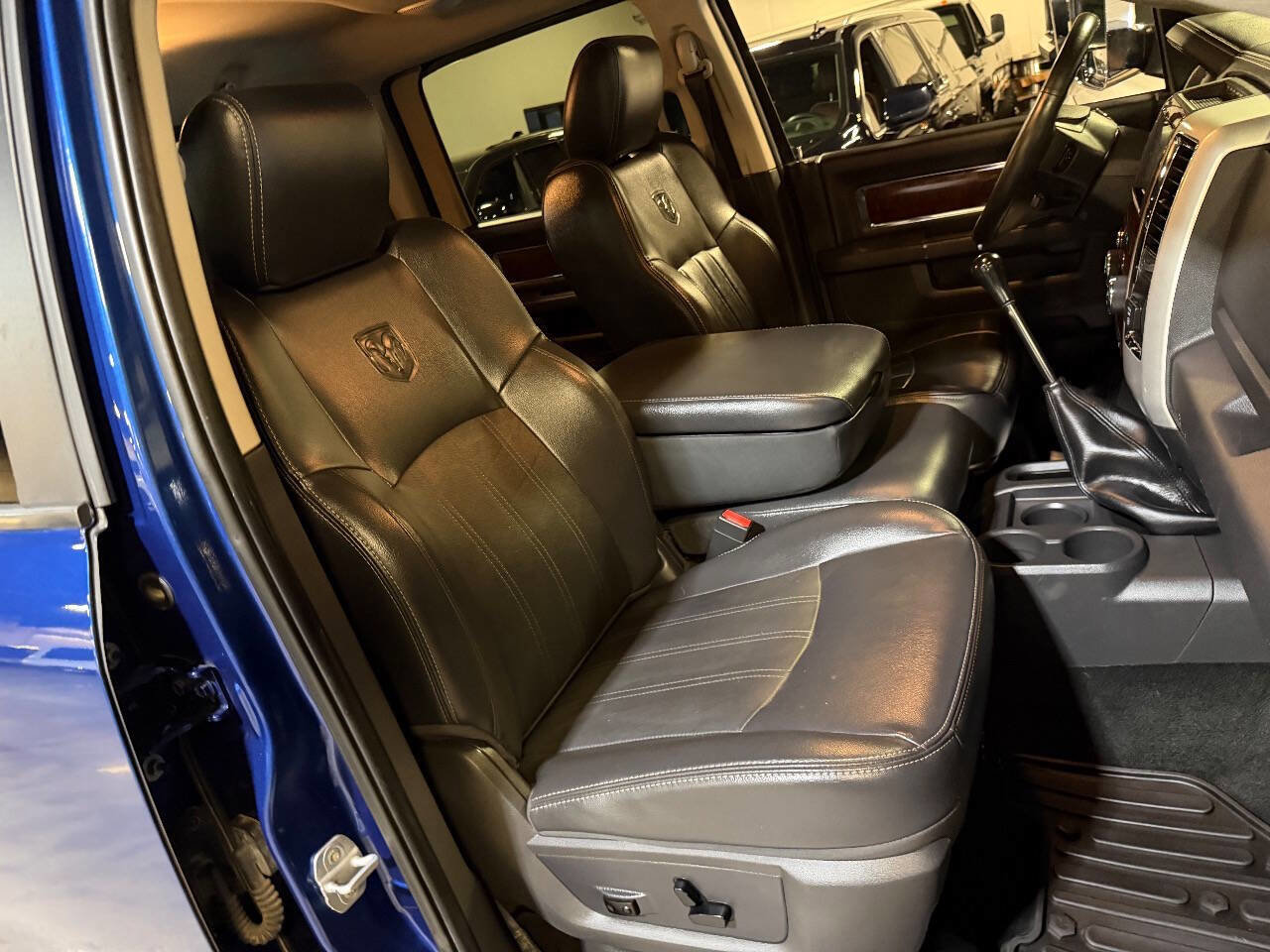 Used 2011 RAM 3500 Laramie w/ Cold Weather Group AWD/4WD image 19