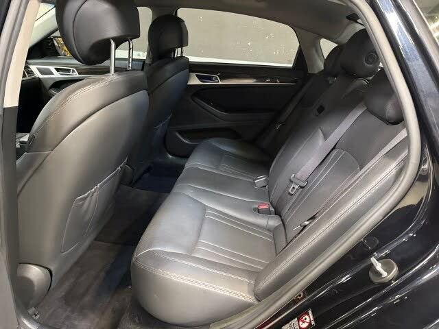 Used 2020 Genesis G80 3.8 RWD image 32
