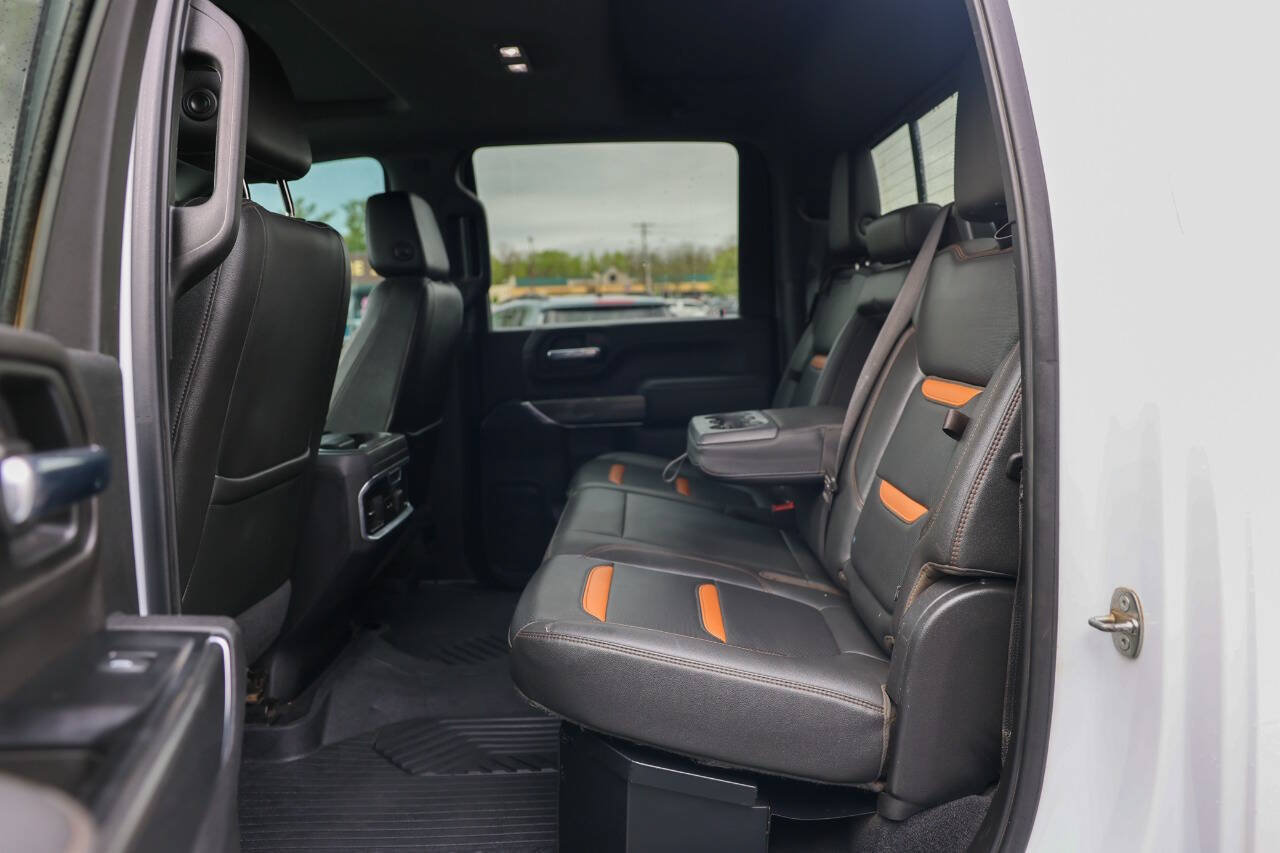 Used 2020 GMC Sierra 2500 AT4 w/ AT4 Premium Package AWD/4WD image 18