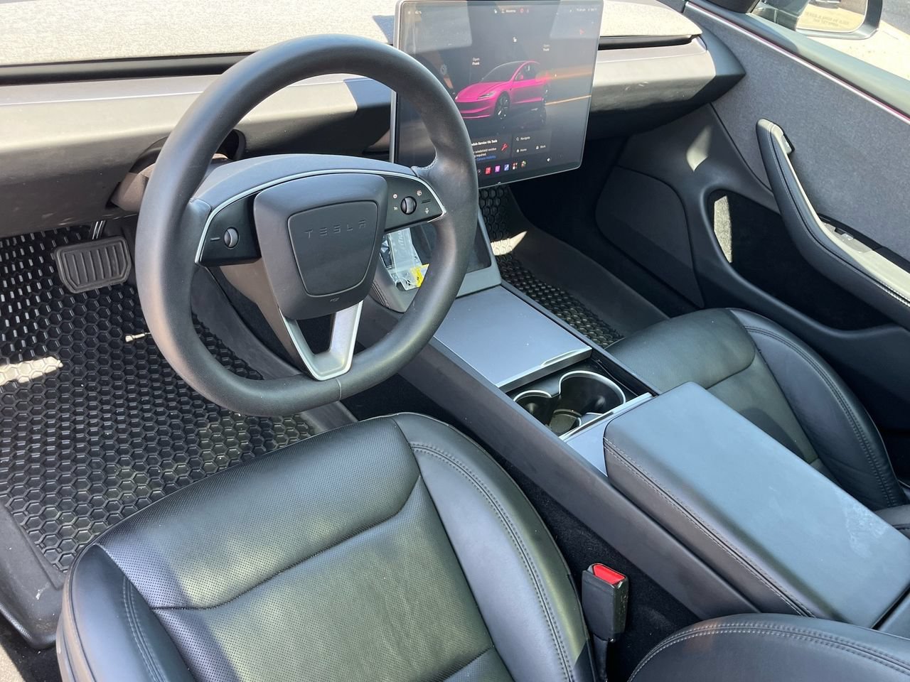 Used 2024 Tesla Model 3 Standard Range RWD image 16