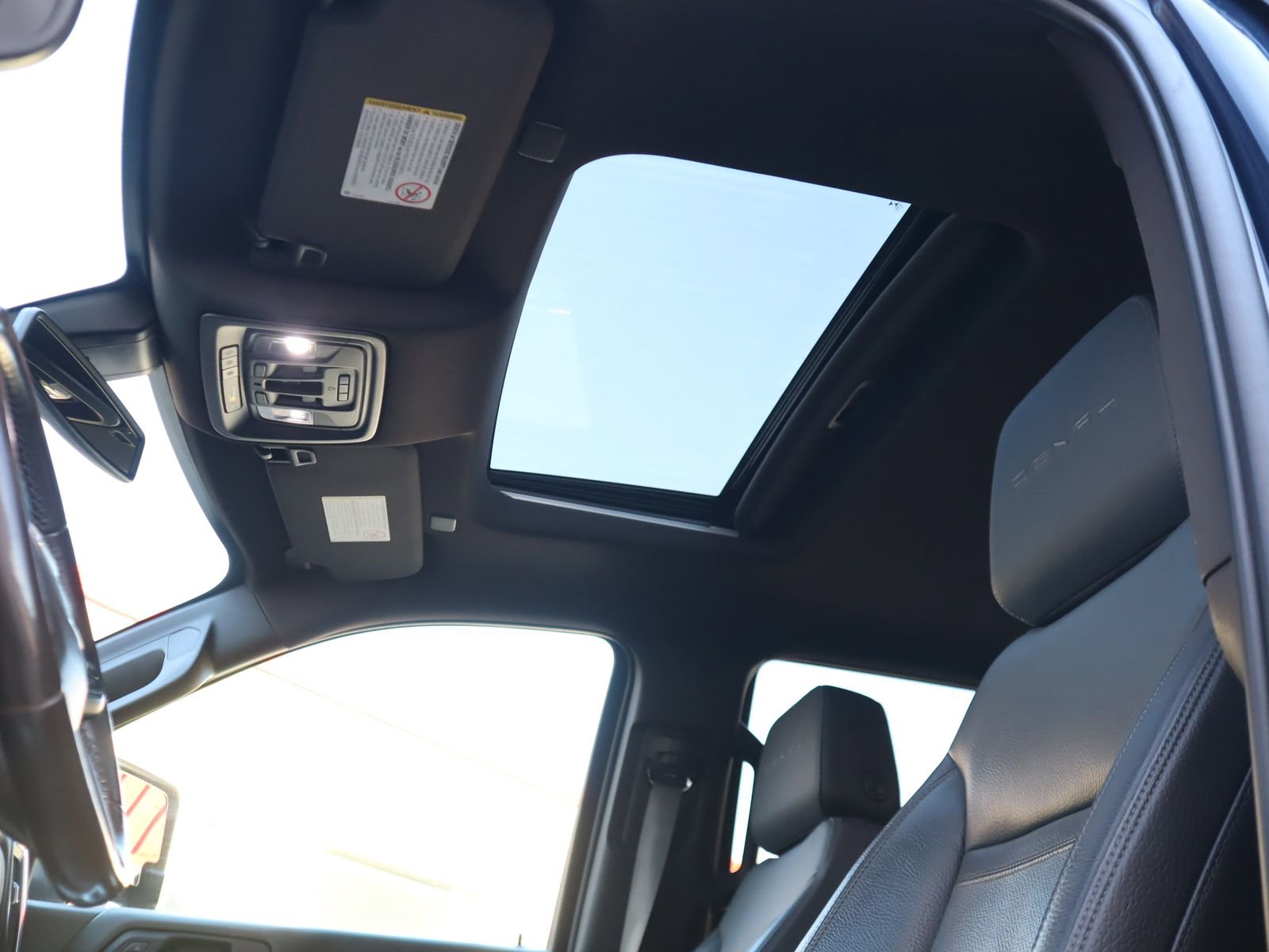 Used 2023 GMC Sierra 2500 Denali image 45