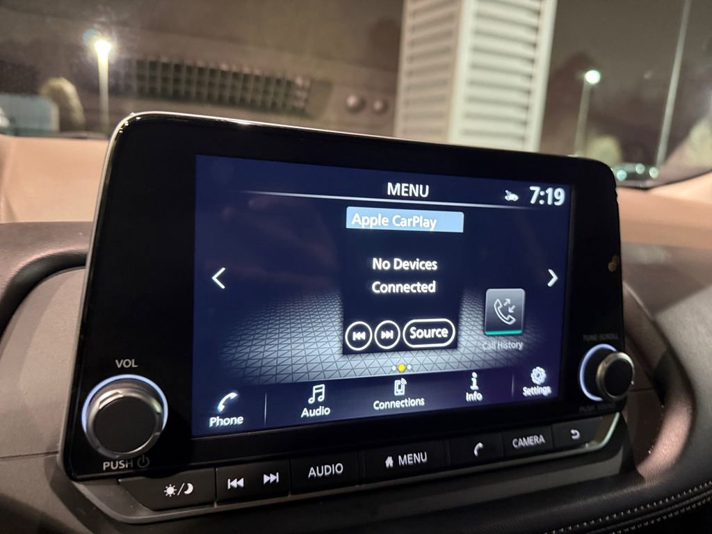 Used 2023 Nissan Rogue SV w/ SV Premium B Package image 31