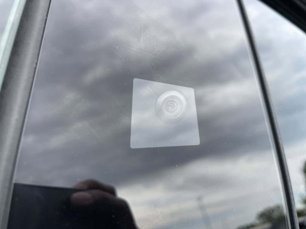 Used 2024 Tesla Cybertruck AWD Crew Cab image 3