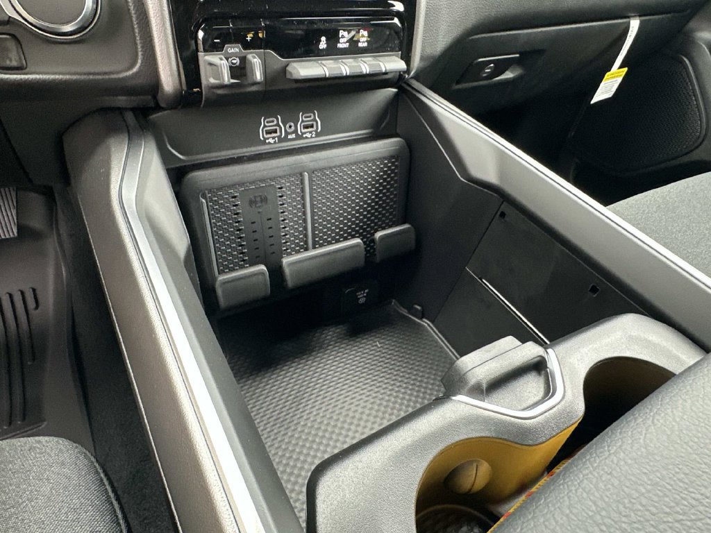 New 2026 RAM 1500 Big Horn AWD/4WD image 22
