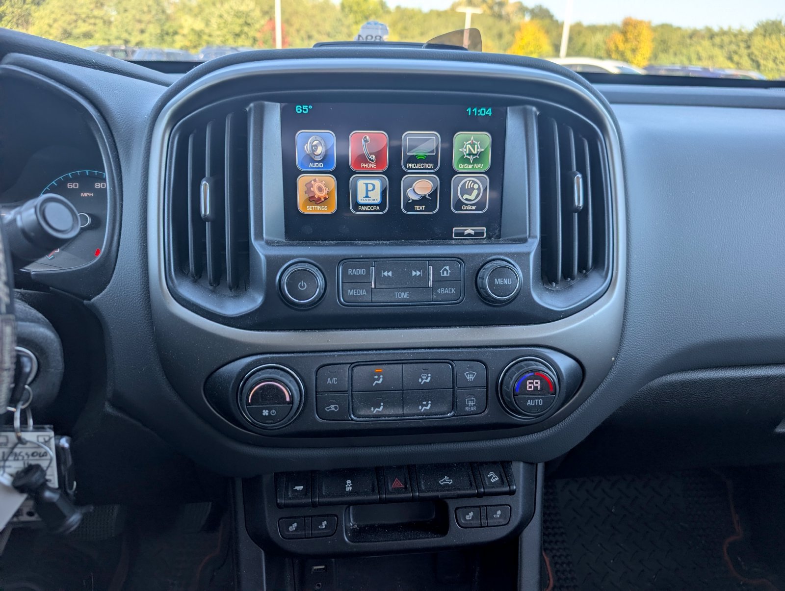 Used 2016 Chevrolet Colorado Z71 AWD/4WD image 18