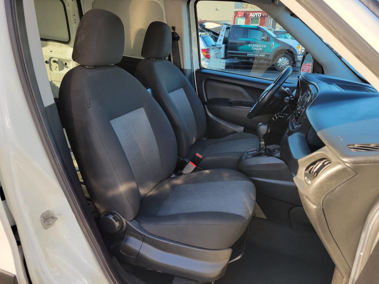 Used 2021 RAM ProMaster City Tradesman SLT image 16