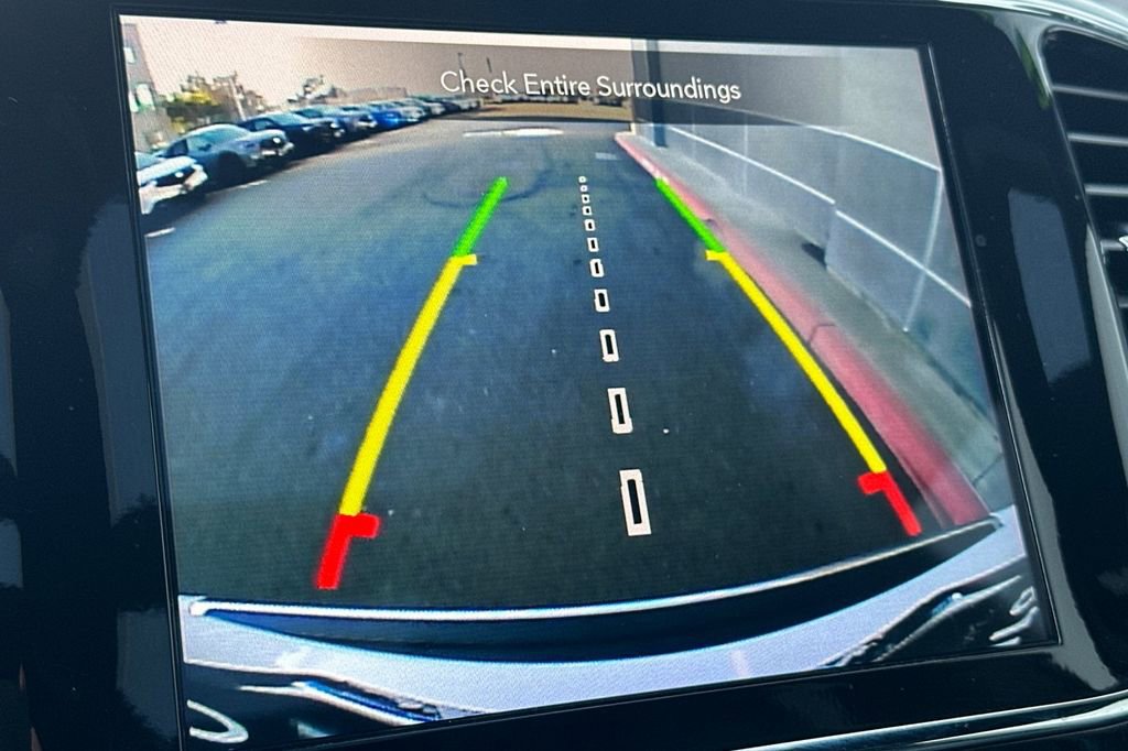 Used 2021 Jeep Grand Cherokee Limited w/ Luxury Group II image 19