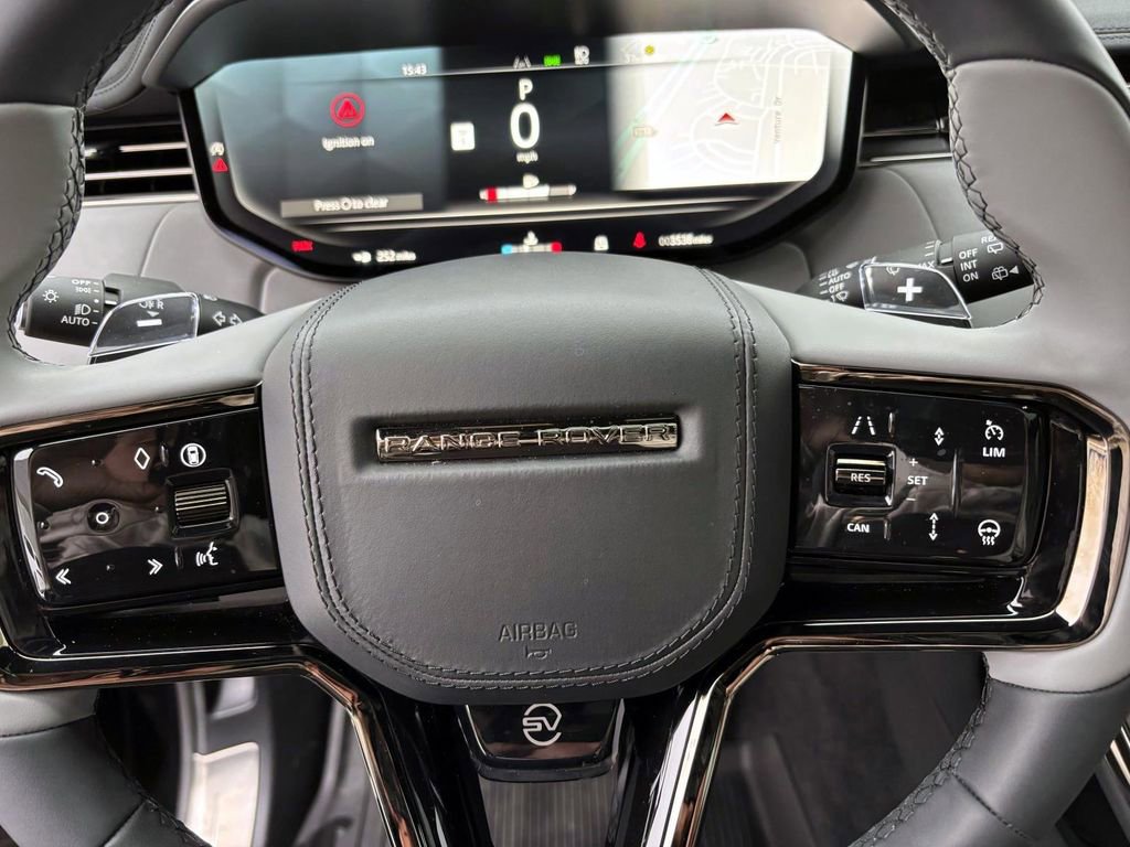 Used 2025 Land Rover Range Rover Sport SV Edition Two image 15