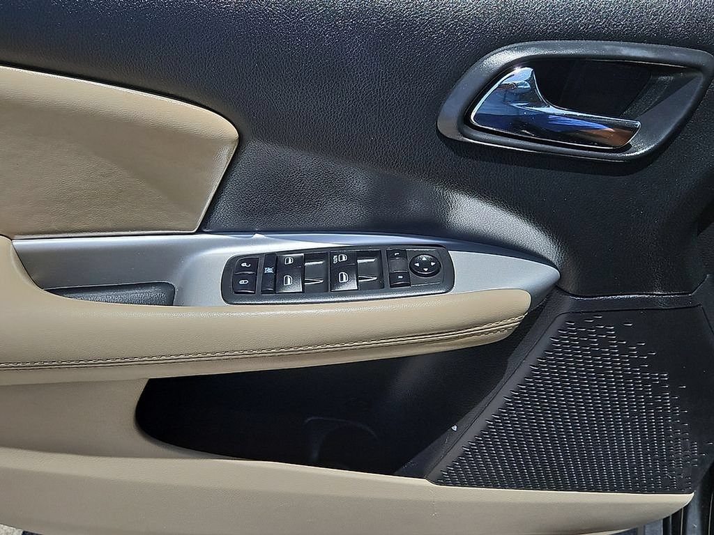 Used 2020 Dodge Journey SE FWD image 20