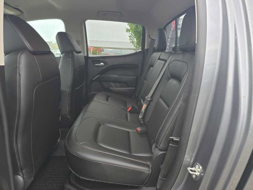 Used 2019 Chevrolet Colorado ZR2 w/ LPO, Premium Interior Package AWD/4WD image 16