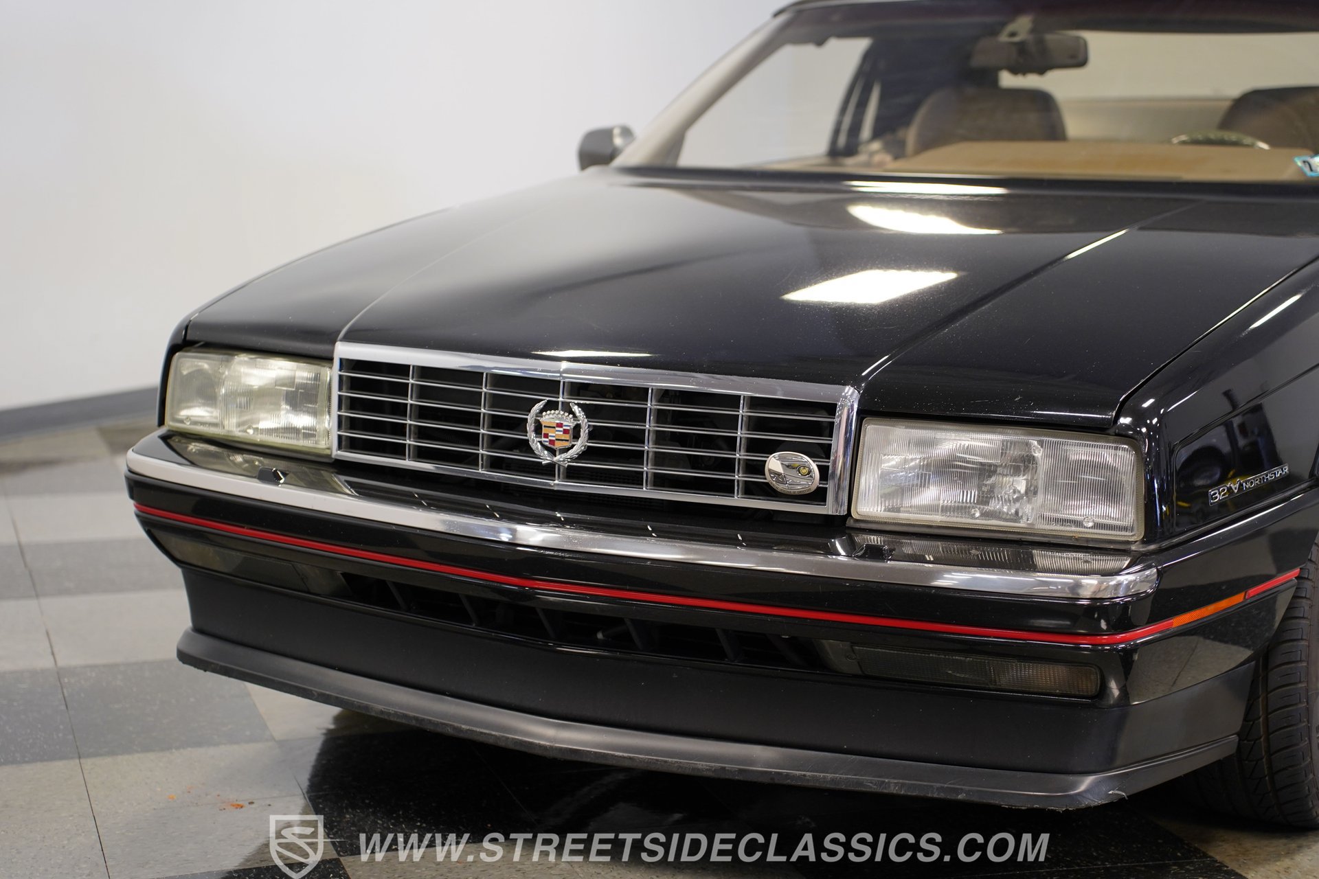 Used 1993 Cadillac Allante FWD image 20