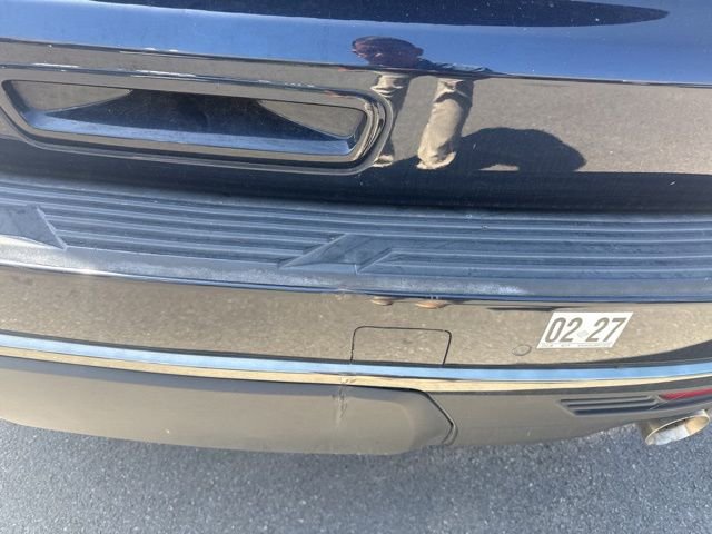 Used 2022 Chevrolet Suburban Z71 w/ Off-Road Capability Package image 5