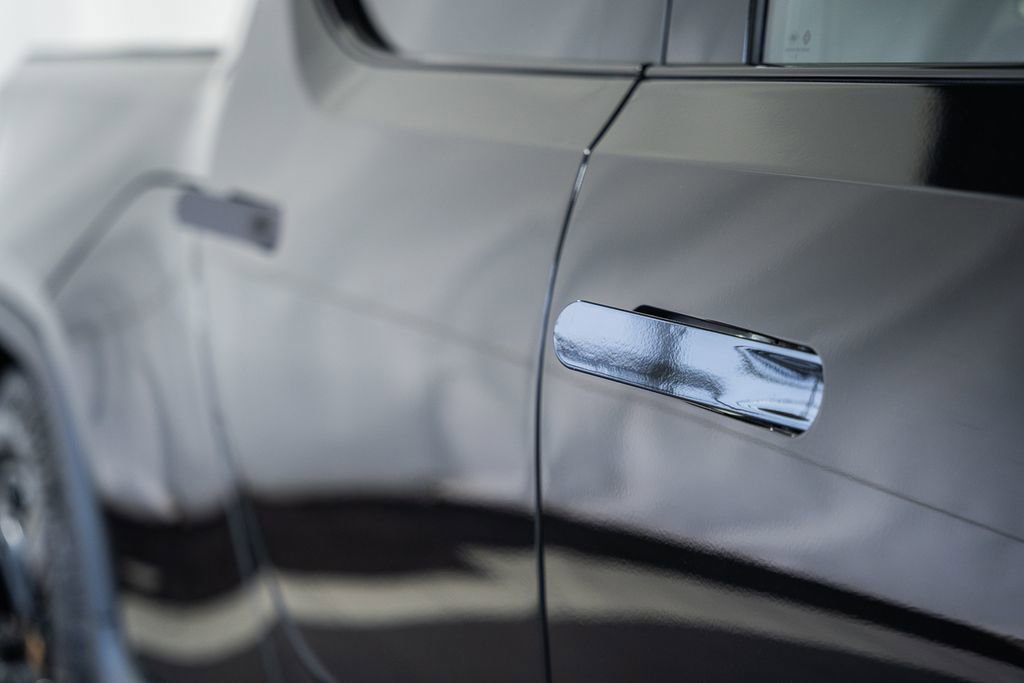 Used 2022 Rivian R1T Adventure image 14