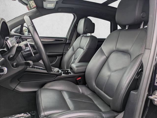 Used 2022 Porsche Macan image 16