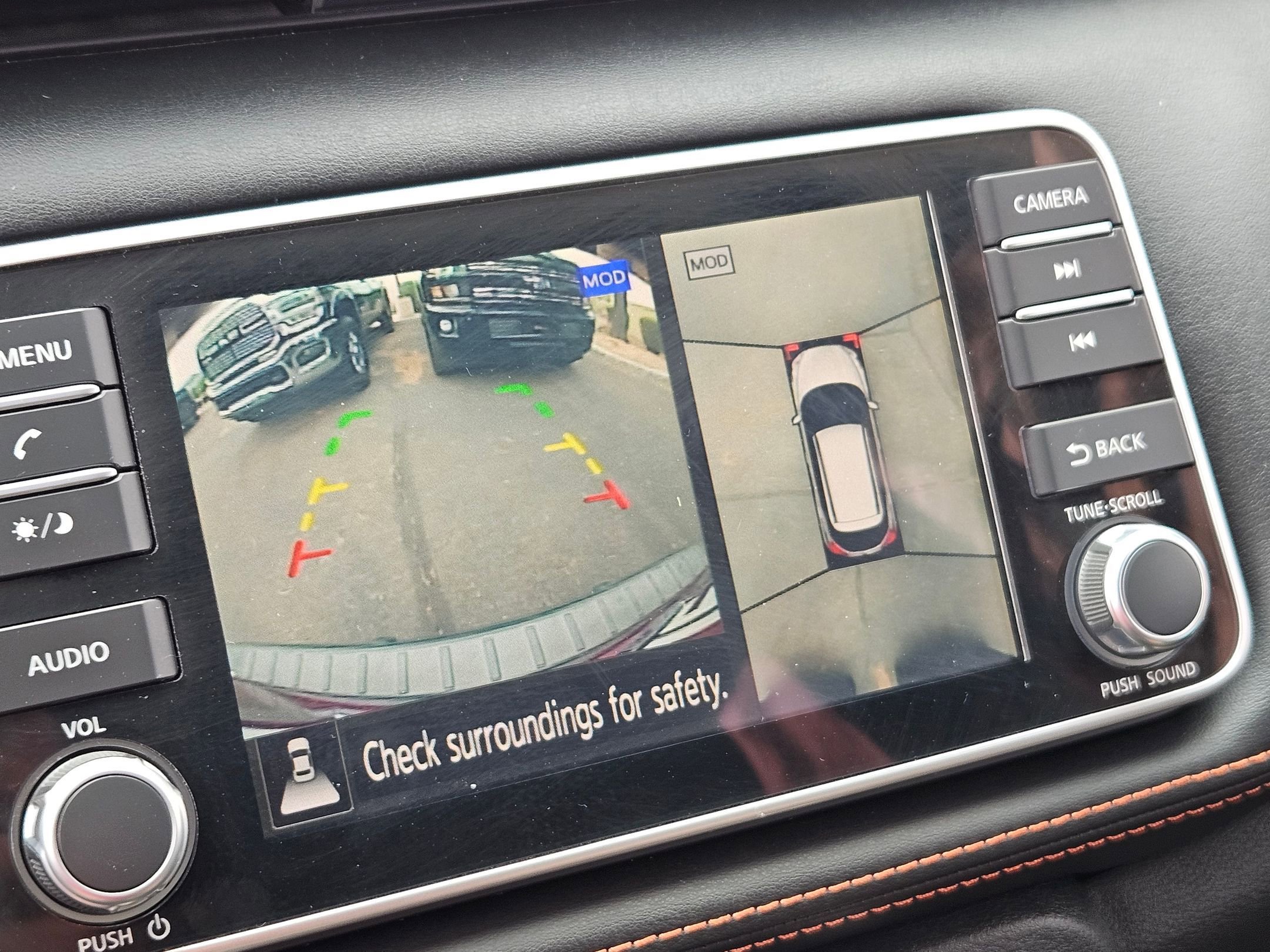 Used 2020 Nissan Kicks SR w/ SR Premium Package FWD image 19
