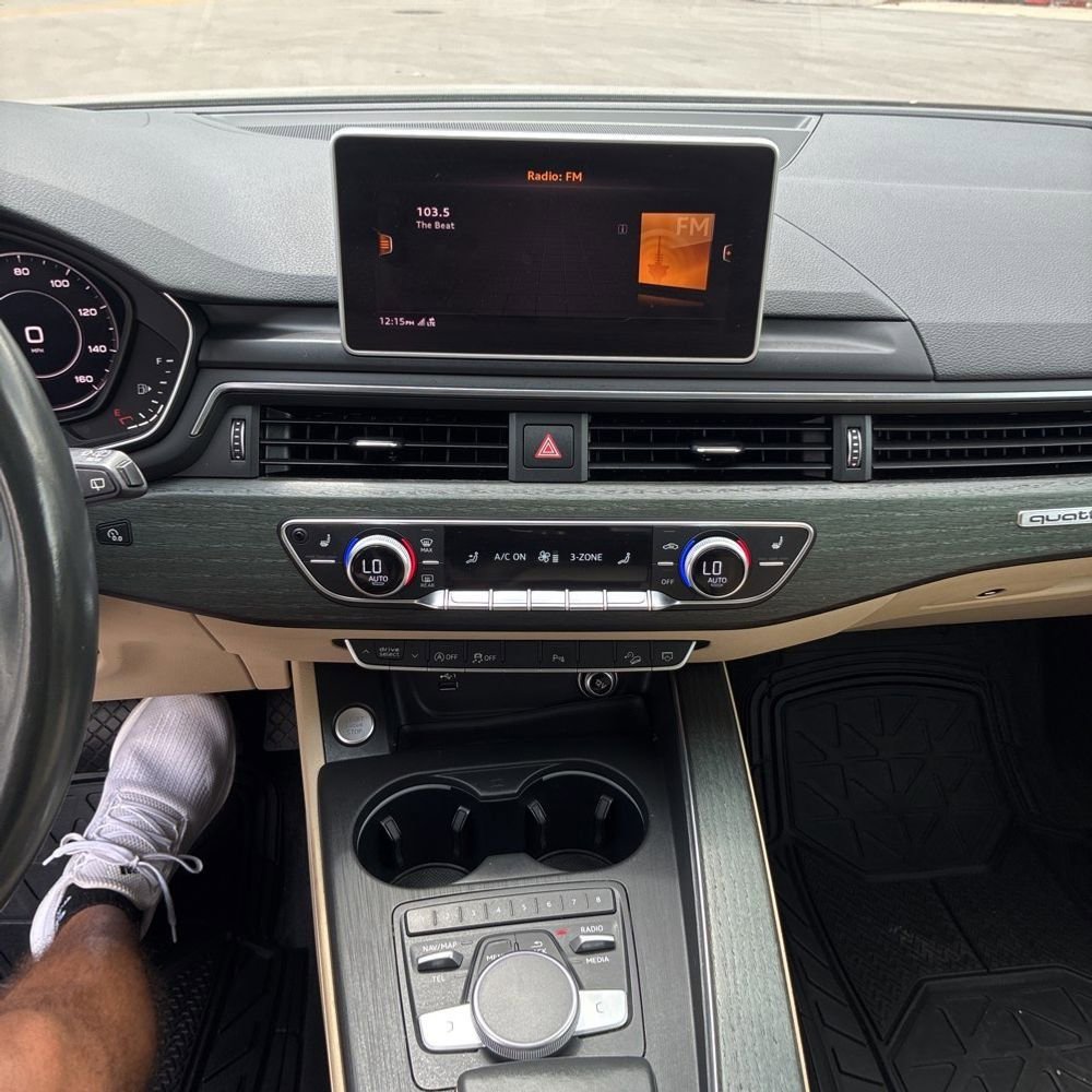 Used 2018 Audi A4 2.0T allroad Premium Plus AWD/4WD image 11