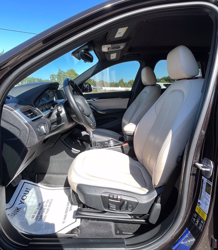 Used 2017 BMW X1 xDrive28i AWD/4WD image 14