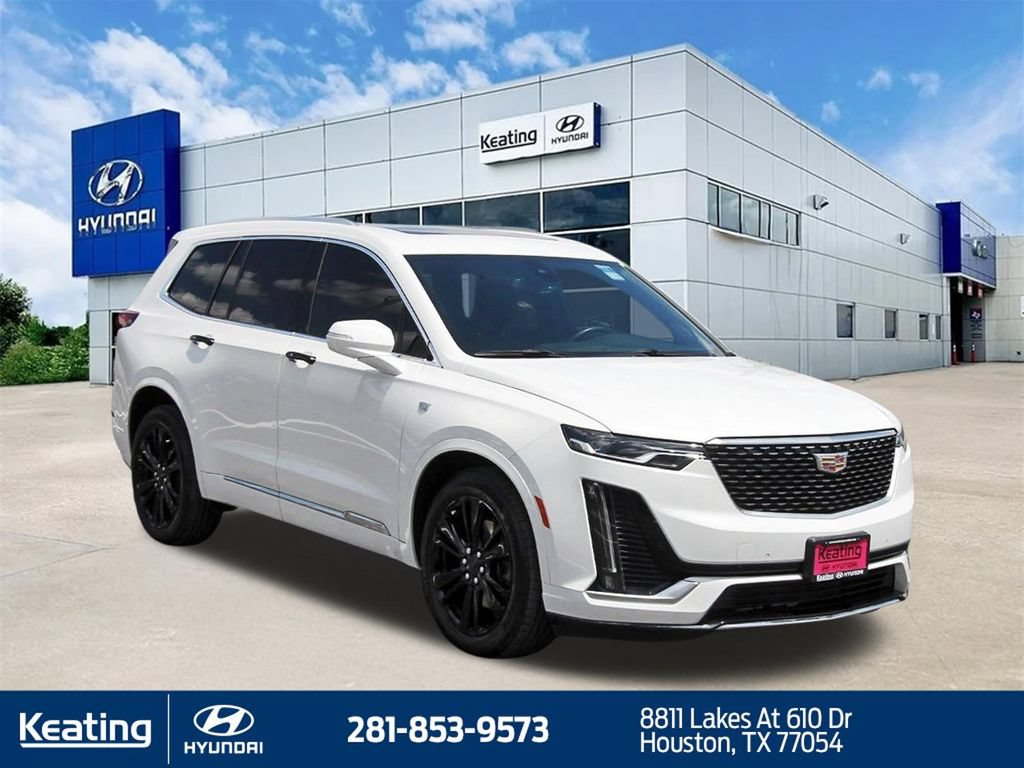 Used 2023 Cadillac XT6 Premium Luxury FWD image 3