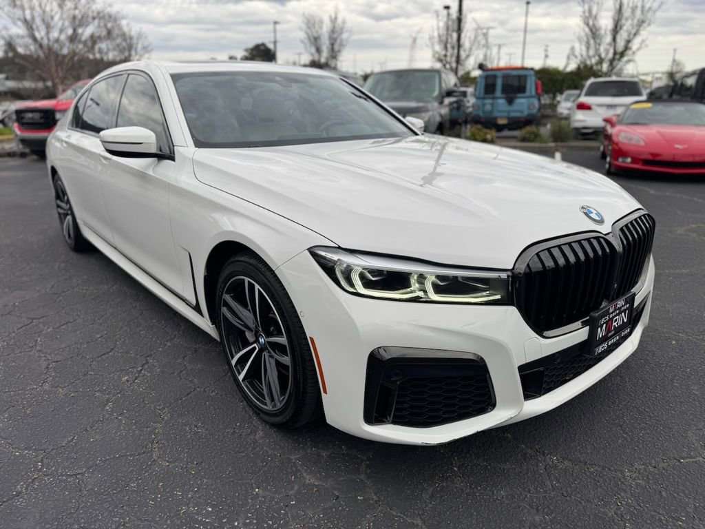 Used 2021 BMW 740i w/ M Sport Package RWD image 4