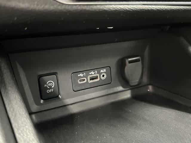 Used 2024 Nissan Sentra SV FWD image 25