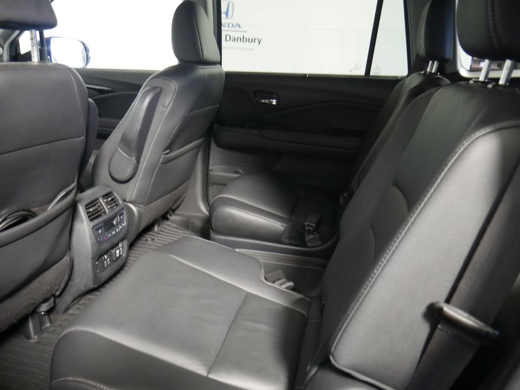 Certified 2022 Honda Pilot Touring image 13