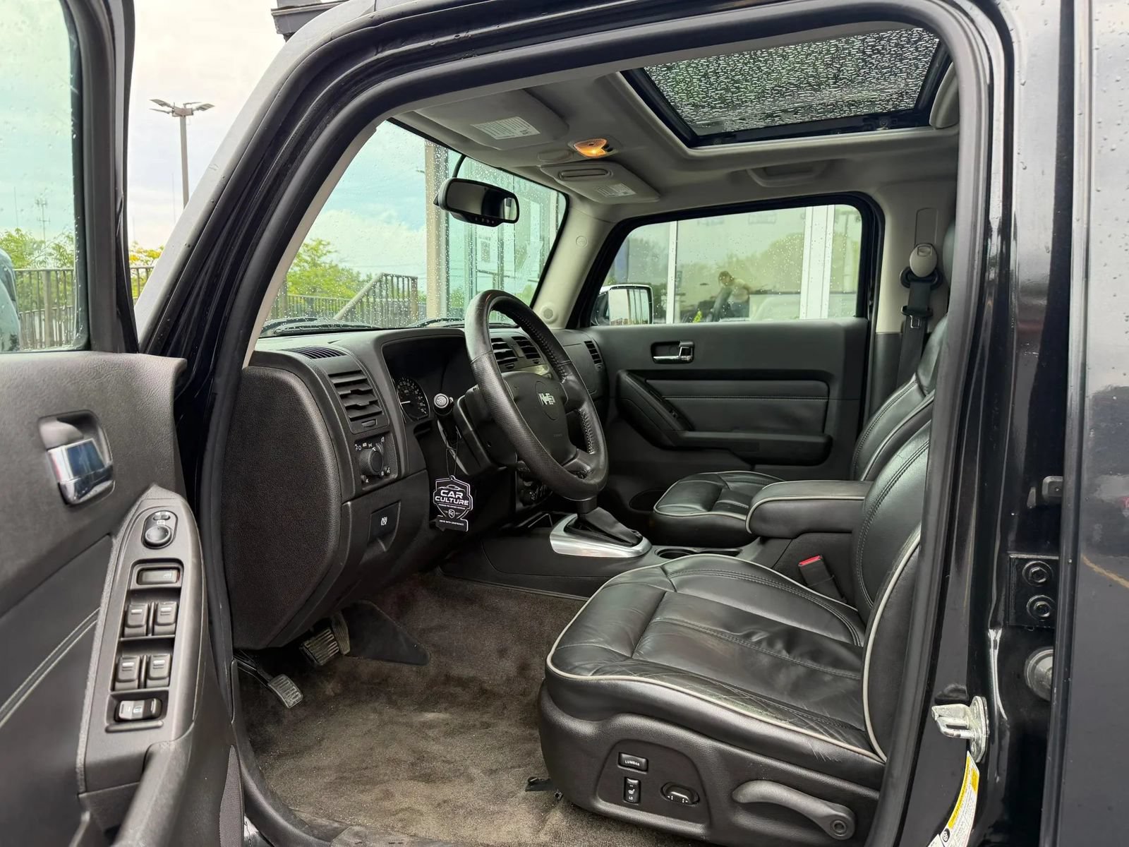 Used 2009 HUMMER H3 Luxury AWD/4WD image 9