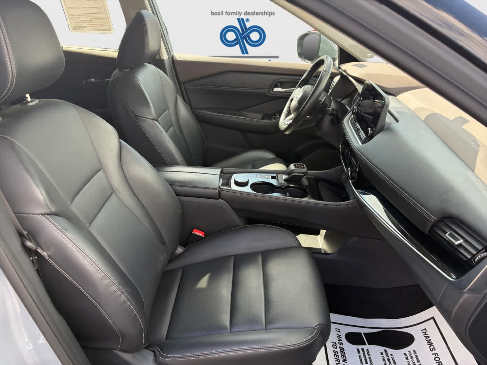 Used 2023 Nissan Rogue SL w/ SL Premium Package AWD/4WD image 18