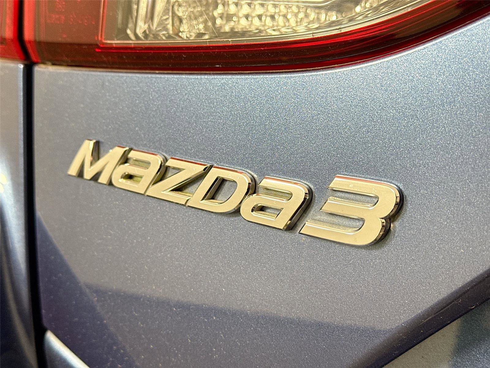 Used 2017 MAZDA MAZDA3 Sport image 10