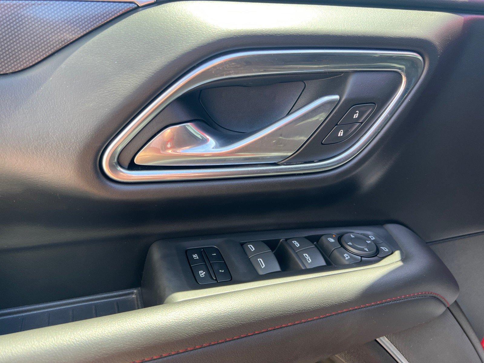 Used 2023 Chevrolet Tahoe RST w/ Luxury Package AWD/4WD image 12