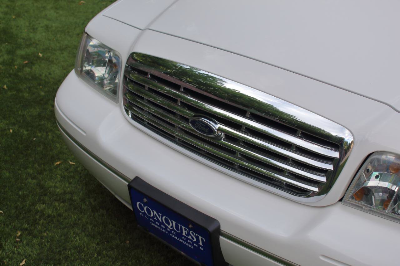 Used 1999 Ford Crown Victoria LX RWD image 14