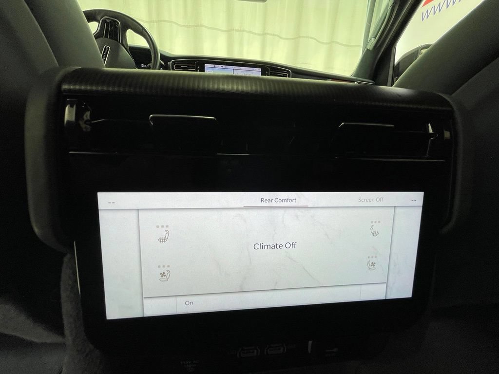Used 2023 Jeep Grand Wagoneer Series III w/ Rear Seat Video Group 1 AWD/4WD image 14