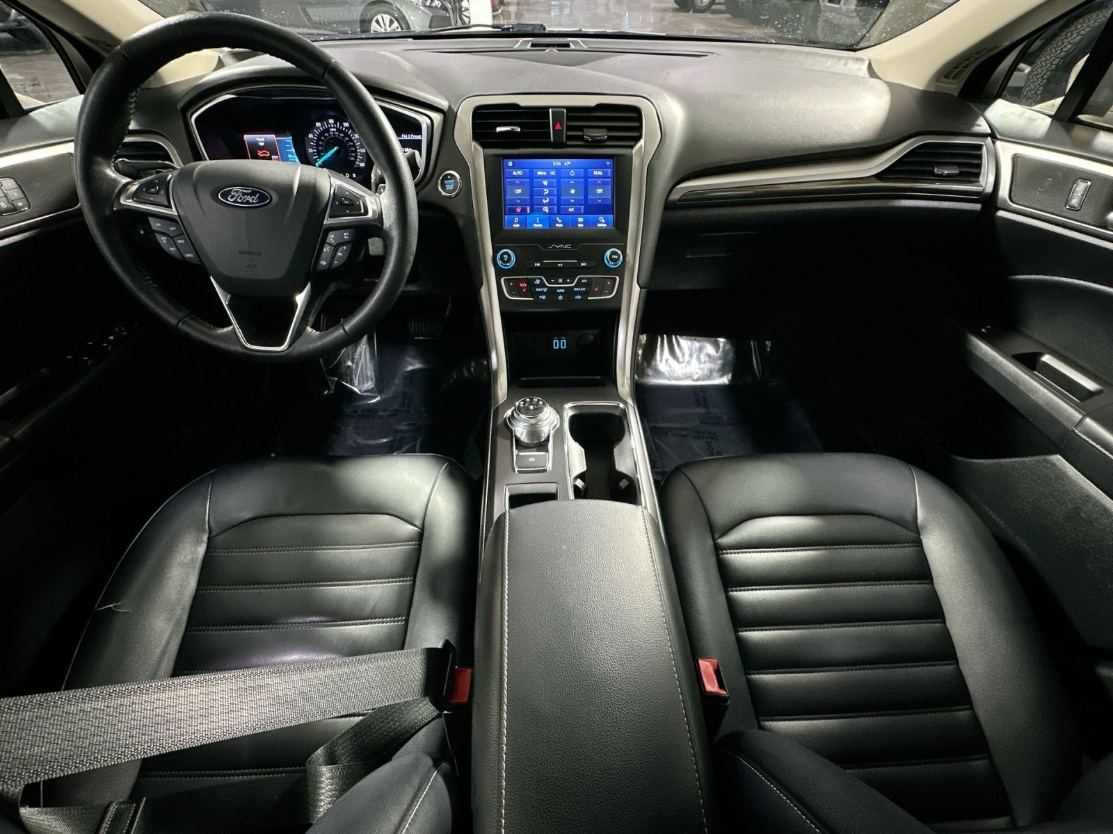 Used 2019 Ford Fusion SEL image 31