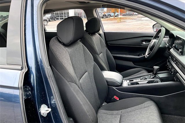 Used 2024 Honda Accord EX image 29