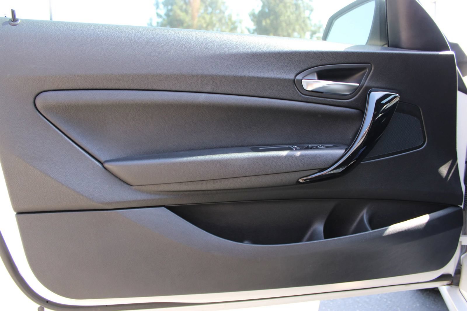 Used 2019 BMW 230i Coupe w/ Convenience Package RWD image 7