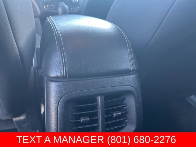 Used 2017 Jeep Cherokee Latitude w/ Cold Weather Group AWD/4WD image 16