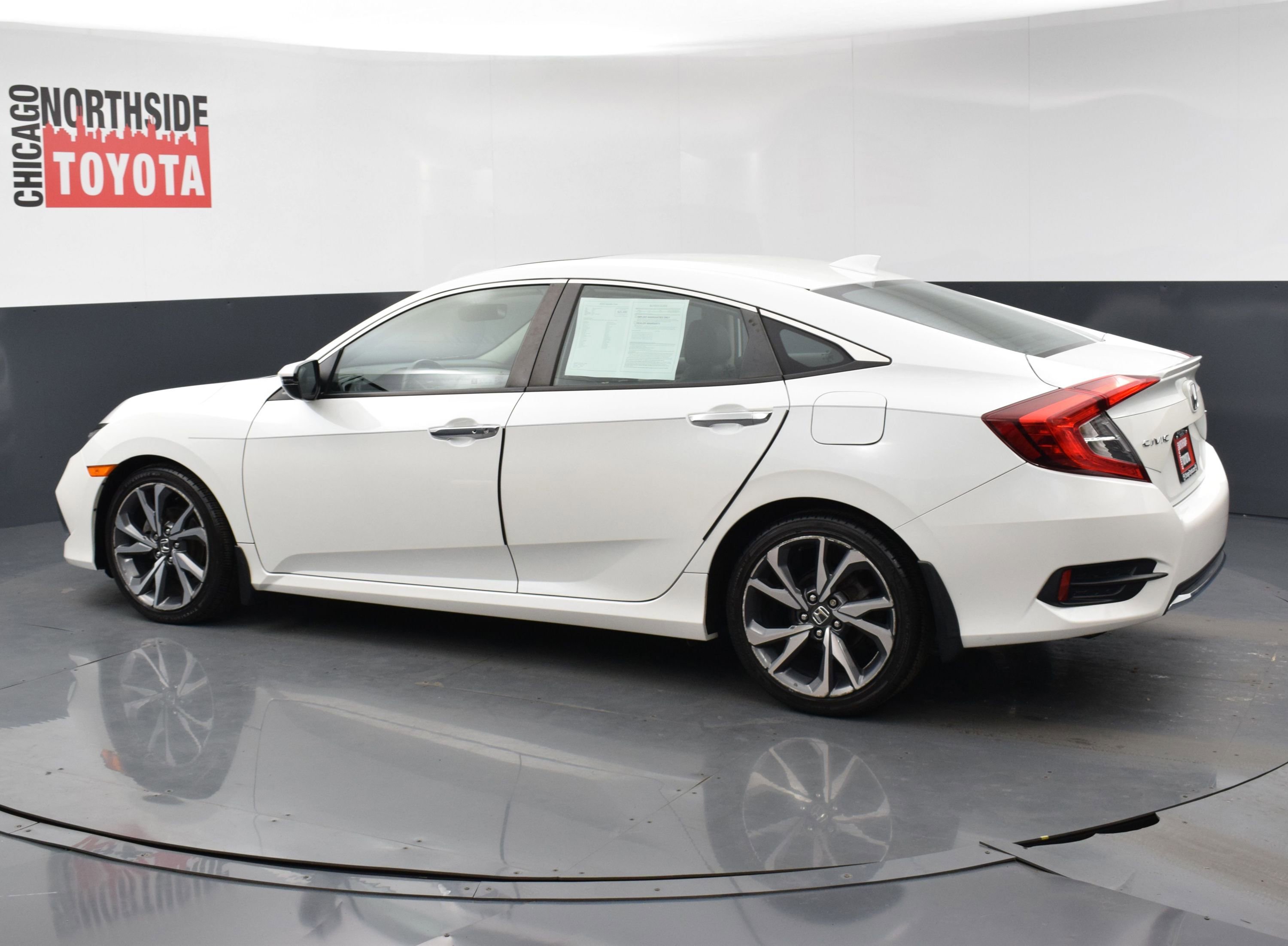 Used 2020 Honda Civic Touring video 2