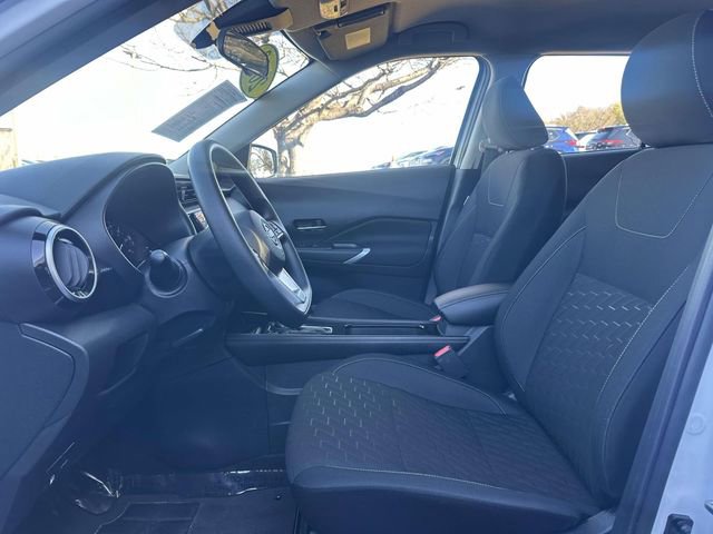 Used 2023 Nissan Kicks SV image 14