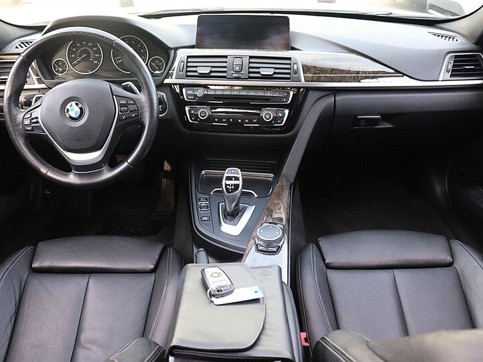 Used 2016 BMW 340i Sedan RWD image 25